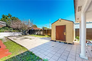 151 W 44th St, Hialeah, FL 33012 - Photo 39