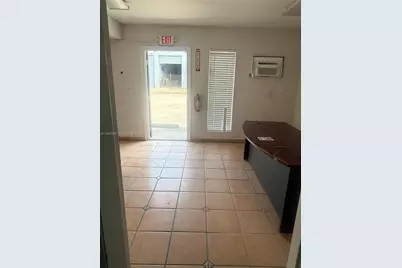 8181 NW 91st Ter, Medley, FL 33166 - Photo 7