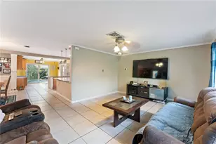 10100 SW 50th Ct, Cooper City, FL 33328 - Photo 3