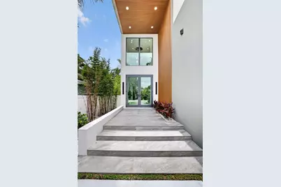 604 SW 7th St, Fort Lauderdale, FL 33315 - Photo 3
