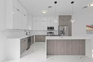 2861 NW 8th Ct, Fort Lauderdale, FL 33311 - Photo 5