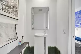 1100 Biscayne Blvd, Miami, FL 33132 - Photo 55