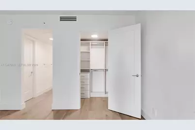 555 NE 34th St #2609, Miami, FL 33137 - Photo 25