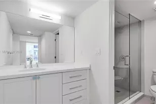 555 NE 34th St, Miami, FL 33137 - Photo 27