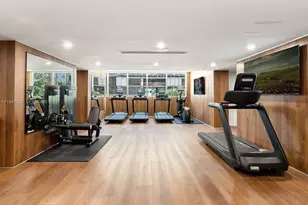 555 NE 34th St, Miami, FL 33137 - Photo 5