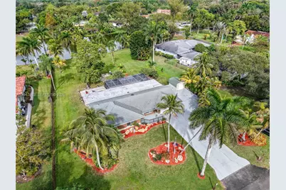 11071 SW 30th Ct, Davie, FL 33328 - Photo 39