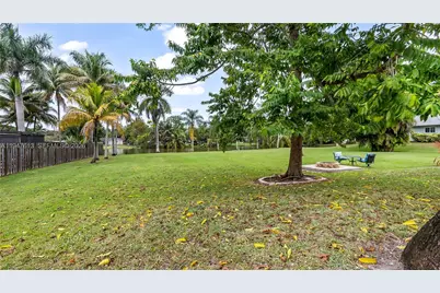 11071 SW 30th Ct, Davie, FL 33328 - Photo 37