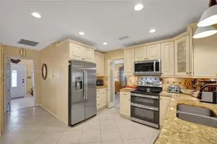 230 SE 4th St, Dania Beach, FL 33004 - Photo 3