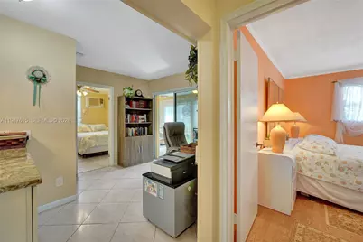 230 SE 4th St, Dania Beach, FL 33004 - Photo 35