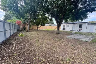 10521 NW 35th Ct, Miami, FL 33147 - Photo 19