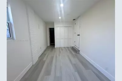 10521 NW 35th Ct, Miami, FL 33147 - Photo 17