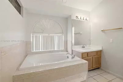 10402 Ashley Oaks Dr, Riverview, FL 33578 - Photo 19