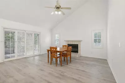 10402 Ashley Oaks Dr, Riverview, FL 33578 - Photo 11