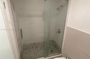 9944 NW 41st St, Doral, FL 33178 - Photo 7