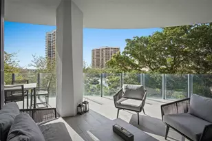 2831 S Bayshore Dr, Miami, FL 33133 - Photo 3