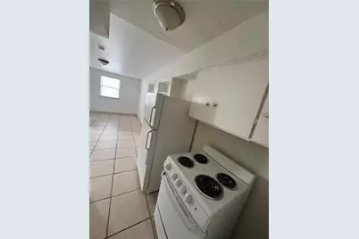921 N 17th Ct #925, Hollywood, FL 33020 - Photo 11