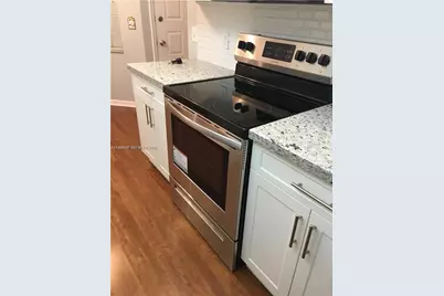 1400 SW 124th Ter #403Q, Pembroke Pines, FL 33027 - Photo 3