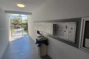 2005 Sans Souci Blvd, North Miami, FL 33181 - Photo 21