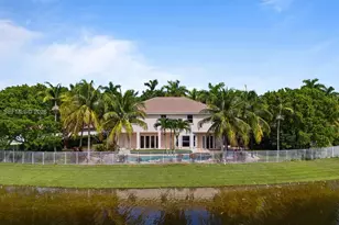 926 Marina Dr, Weston, FL 33327 - Photo 51