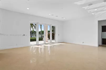 926 Marina Dr #926, Weston, FL 33327 - Photo 11