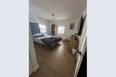 7546 NW 2nd Ter, Miami, FL 33126 - Photo 11