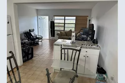 7546 NW 2nd Ter, Miami, FL 33126 - Photo 7