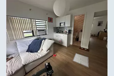 7546 NW 2nd Ter, Miami, FL 33126 - Photo 9