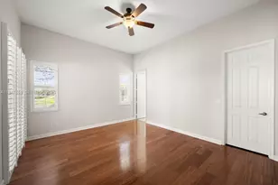 303 NW Somerset Cir, Port Saint Lucie, FL 34983 - Photo 3