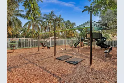 3853 Tree Top Dr #3853, Weston, FL 33332 - Photo 41