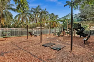 3853 Tree Top Dr, Weston, FL 33332 - Photo 41