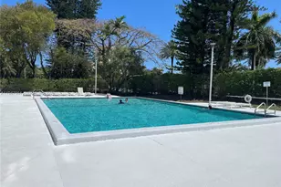 20100 W Country Club Dr, Aventura, FL 33180 - Photo 21