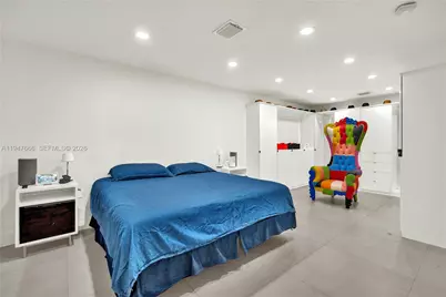 21015 NE 19th Ct, Miami, FL 33179 - Photo 25