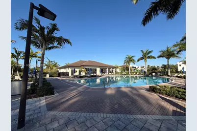 909 NE 211th St #909, Miami, FL 33179 - Photo 41