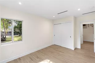 251 NE 44th St, Miami, FL 33137 - Photo 25