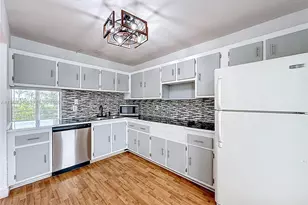 1000 NE 14th Ave, Hallandale Beach, FL 33009 - Photo 13