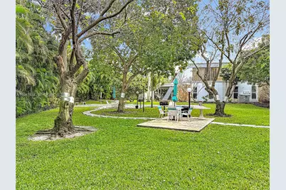 1000 NE 14th Ave #411, Hallandale Beach, FL 33009 - Photo 39