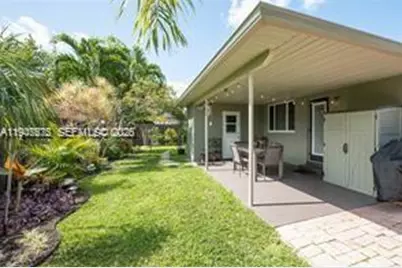 1532 NE 39th St #0, Oakland Park, FL 33334 - Photo 23