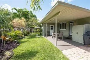 1532 NE 39th St, Oakland Park, FL 33334 - Photo 23