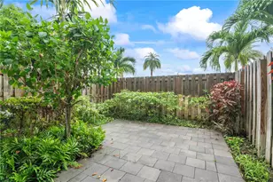 2747 SE 15th St, Homestead, FL 33035 - Photo 25
