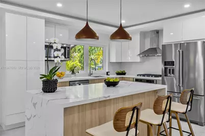 8500 SW 179th St, Palmetto Bay, FL 33157 - Photo 3