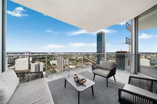 851 NE 1st Ave, Miami, FL 33132 - Photo 25