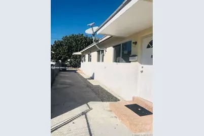 752 NW 3rd Ct #2, Hallandale Beach, FL 33009 - Photo 7