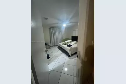 11458 NW 91st Ct, Hialeah Gardens, FL 33018 - Photo 7