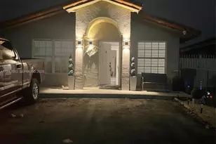 11458 NW 91st Ct, Hialeah Gardens, FL 33018 - Photo 3