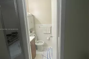 11458 NW 91st Ct, Hialeah Gardens, FL 33018 - Photo 9