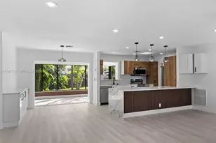 709 SW 4th Ct, Hallandale Beach, FL 33009 - Photo 5