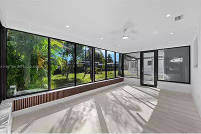 709 SW 4th Ct, Hallandale Beach, FL 33009 - Photo 29