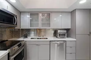 1623 Collins Ave, Miami Beach, FL 33139 - Photo 5