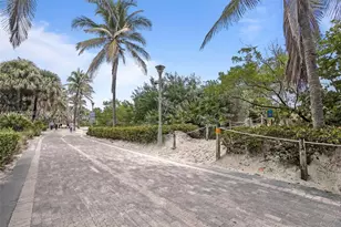 1623 Collins Ave, Miami Beach, FL 33139 - Photo 3