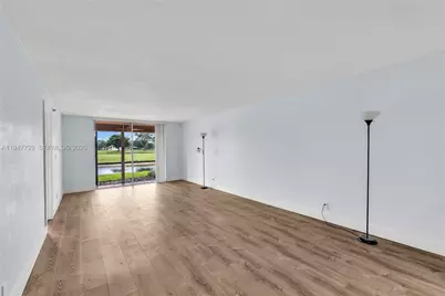 3100 W Rolling Hills Cir #109, Davie, FL 33328 - Photo 5